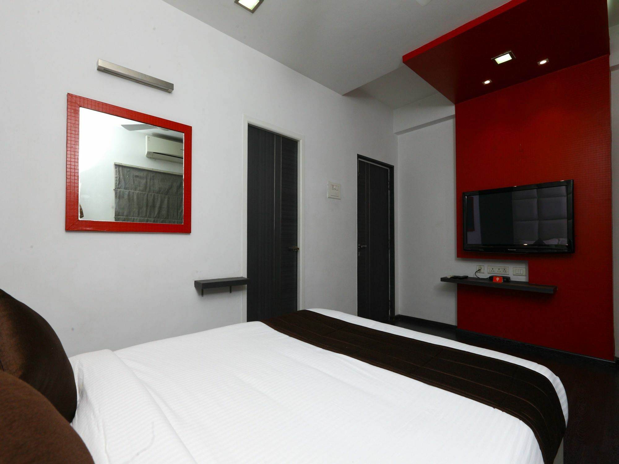 Oyo 9911 Apartment Shylee Niwas Chennai Exterior foto